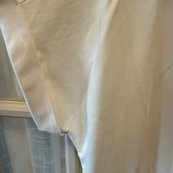 NWT J. Jill Soft Short Sleeve Front Tie Blouse - Picture 2 of 5